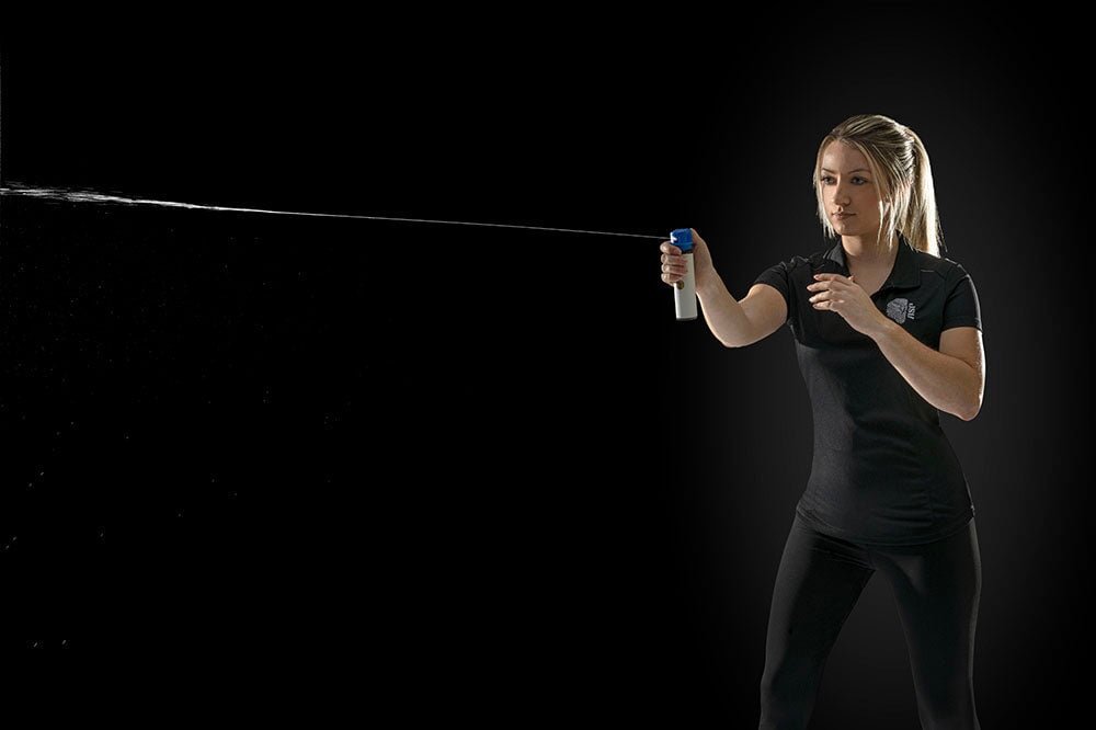 NEW Defender LE Inert Trainer, Gel