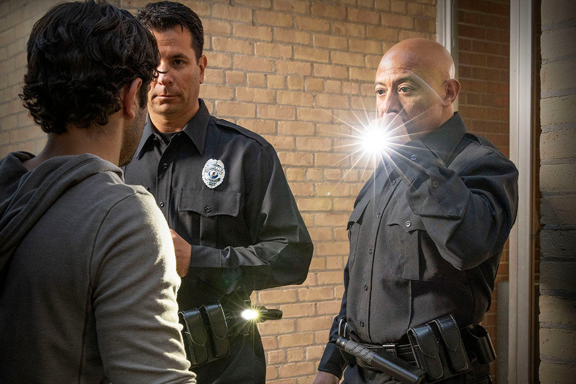 The 3 D’s of Defensive Tactics : Distract, Disorient, Disable